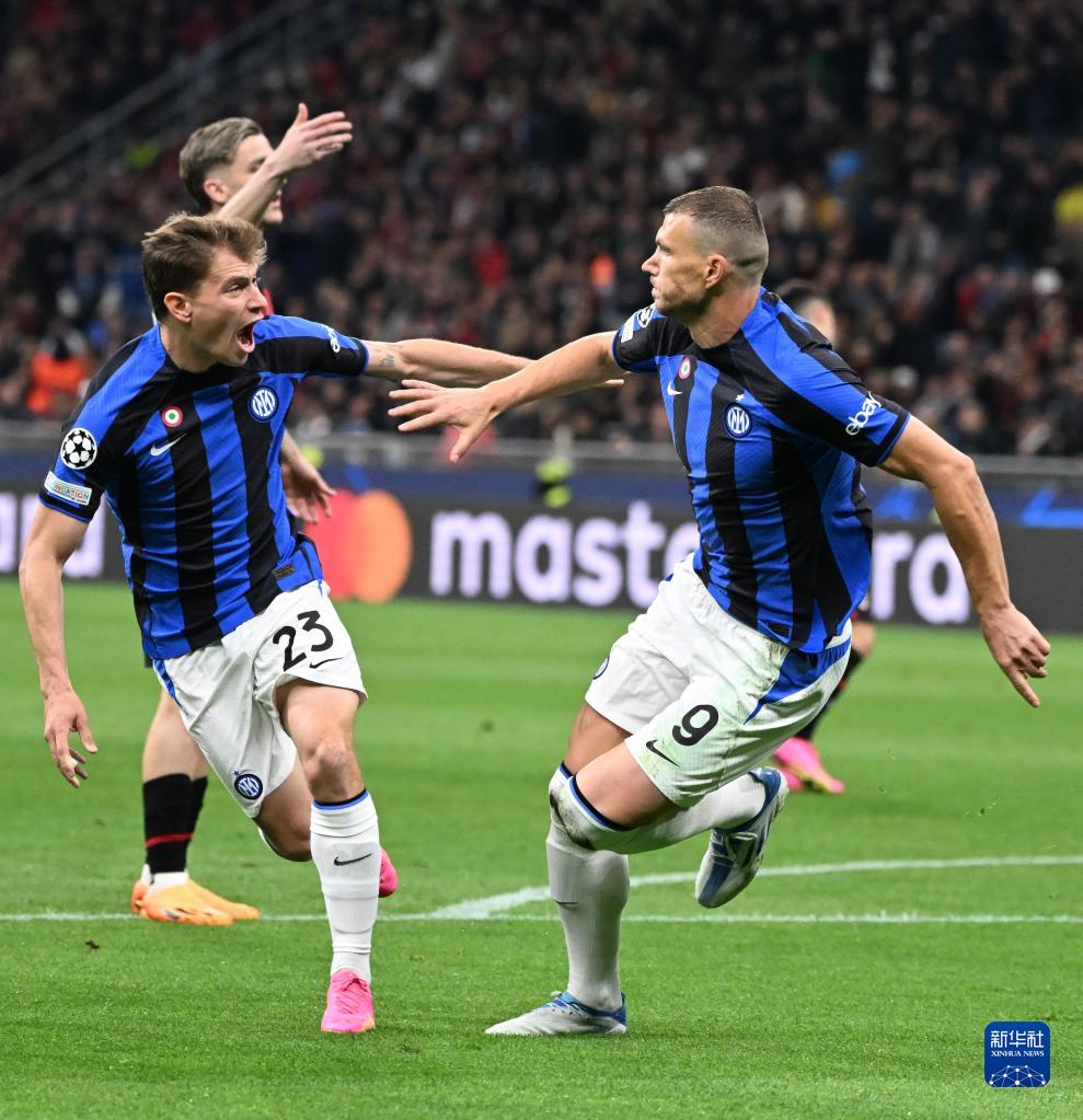 韩K联半场：弗里德约森头槌破门，光州暂1-0蔚山（韩K联半场战报：弗里德约森头球建功，光州暂以1-0领先蔚山）