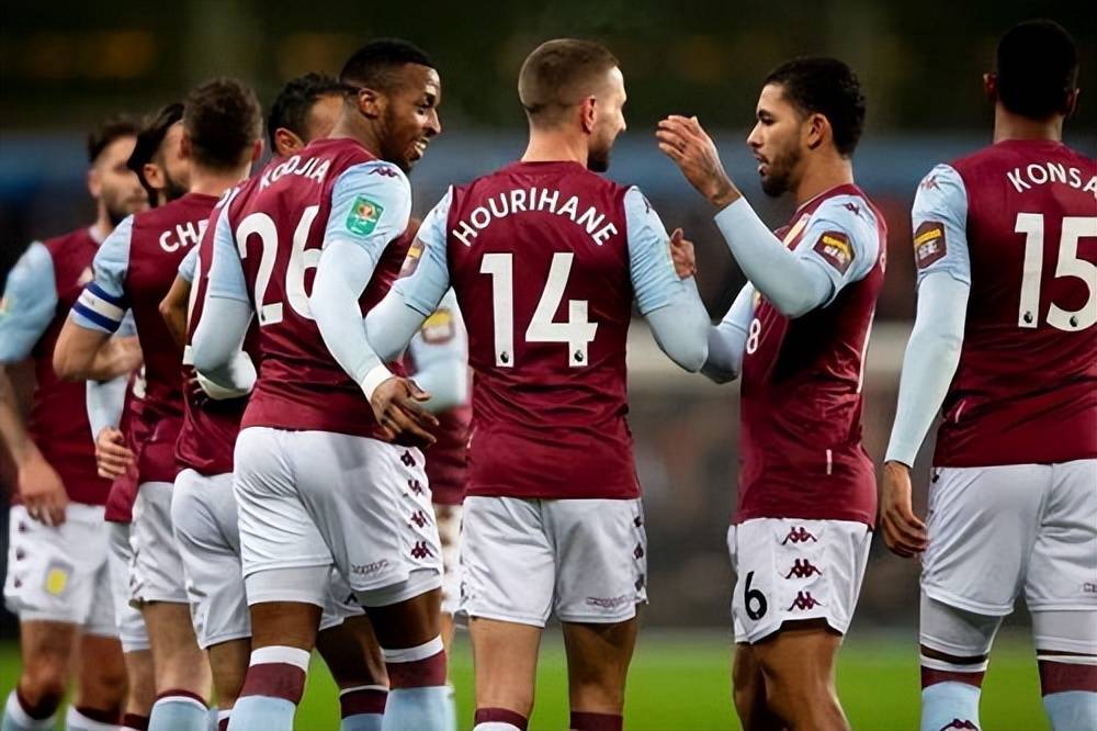 德国俱乐部上座人数排名：多特81365人居首，拜仁75000人次席（德国俱乐部观赛人数排行：多特81365人领跑，拜仁75000人位列第二）