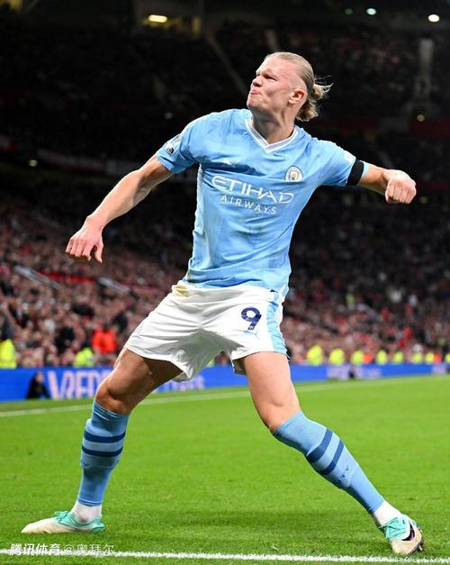 里夫斯成湖人队史第3位单场40+5+10+5三分的球员