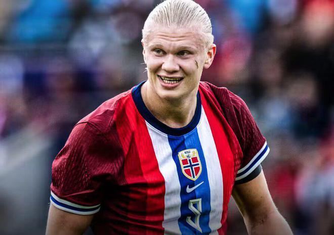 郑钦文回应黑评：我三观比较正，别人挑刺是因为一些比较自信言论