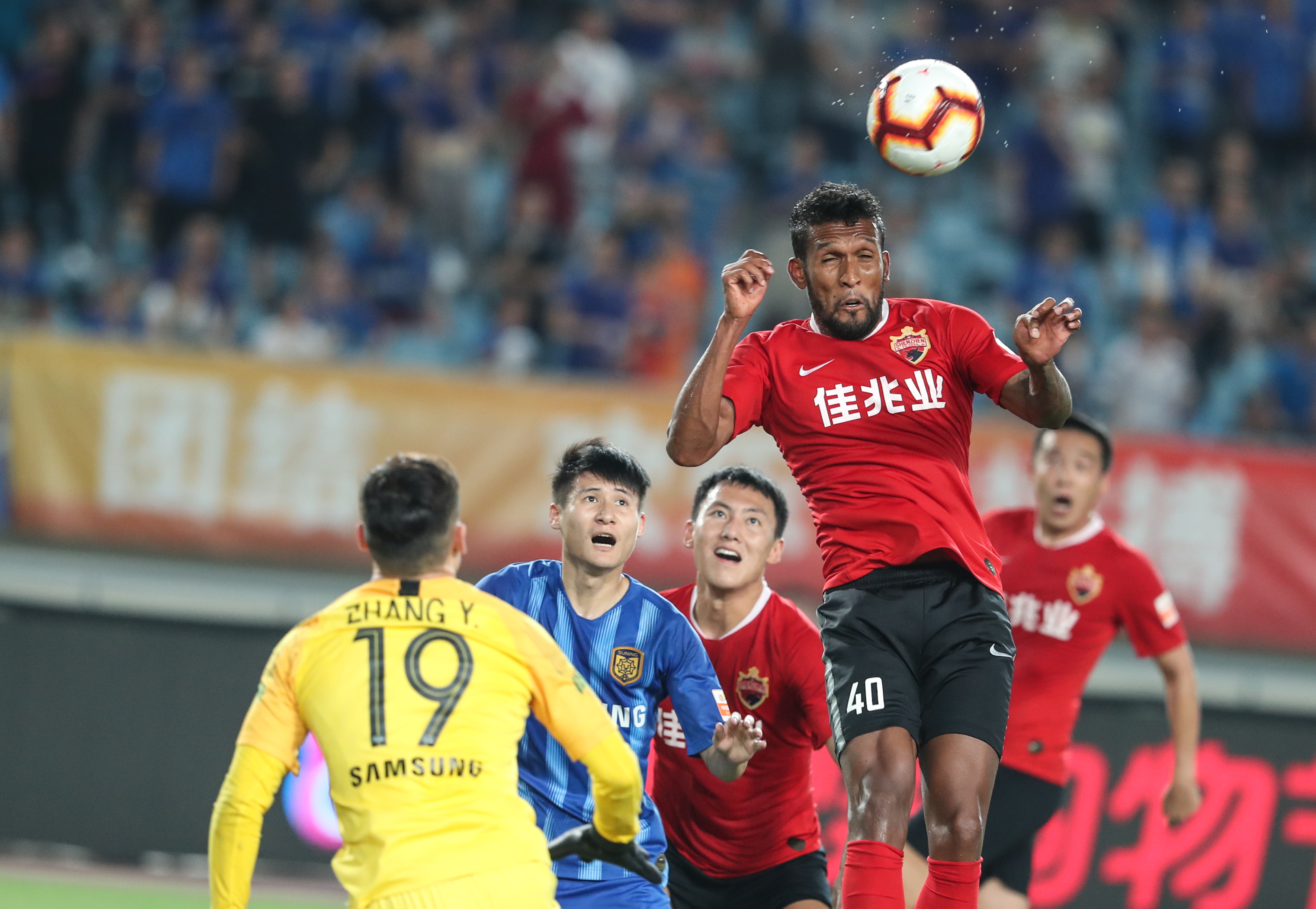 加图索：我为1-4的比分向意大利球迷道歉，下半场令人失望（加图索为1-4失利向意大利球迷道歉：下半场表现令人失望）