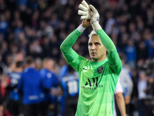 前15轮德甲凯恩6次当选全场最佳，比其他球员至少多3次（德甲前15轮，凯恩6次当选全场最佳，领先其余球员至少3次）