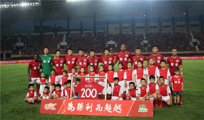 小赫内斯：凯恩的射门不管远近都很精准，我们没有防守到位