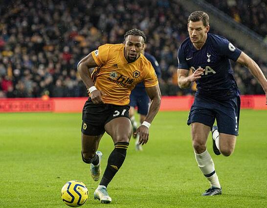 巴西vs塞内加尔首发：维尼修斯PK马内，埃斯特旺先发（巴西战塞内加尔首发公布：维尼修斯对决马内，埃斯特旺首发登场）