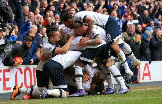 梅西谈布斯克茨和阿尔巴：以夺冠的方式退役非常美好