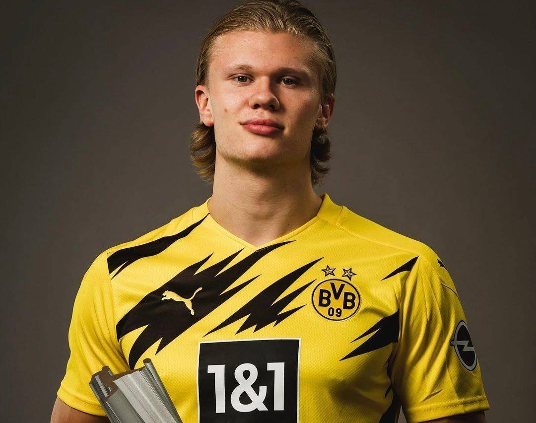 跟队记者：米兰将在周五和维尔图斯恩泰拉进行友谊赛