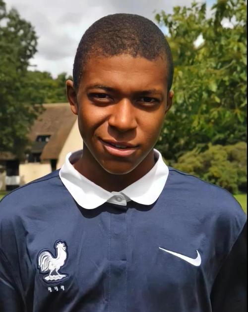 2025赛季懂球帝中超全部30轮MVP一览：五人三次当选并列最多（2025赛季懂球帝中超30轮MVP汇总：五人三度当选并列第一）