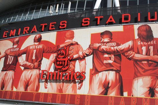 文化输出，巴西选手穿申花球衣参加绝地求生总决赛