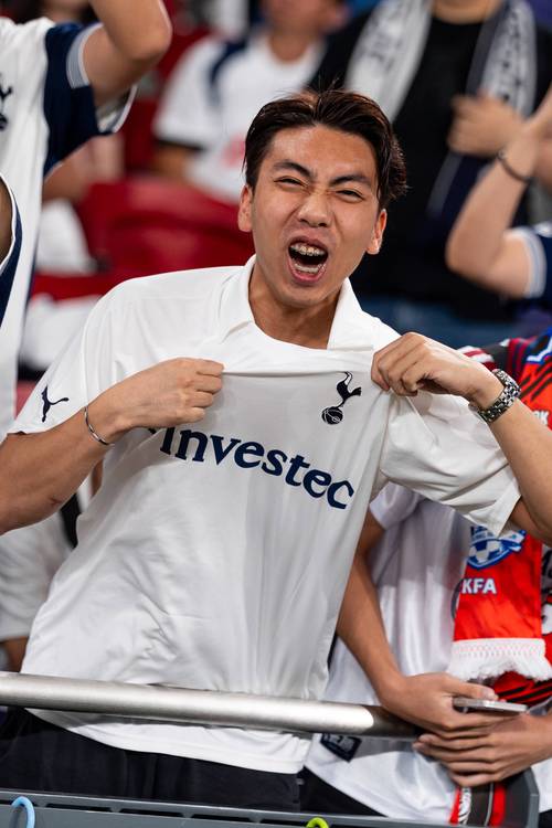 足球欧冠官方公布本赛季最佳阵容候选