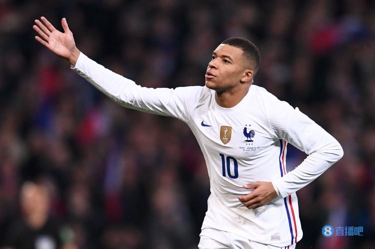 中国男子冰壶队在冬奥会资格赛中连胜两场，即将迎战新西兰和韩国，展现强大实力，期待继续拼搏。